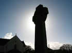 thumbs/giantcross_silouette.png